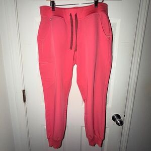 Figs Women's Zamora Scrub Pant in Desert Rose